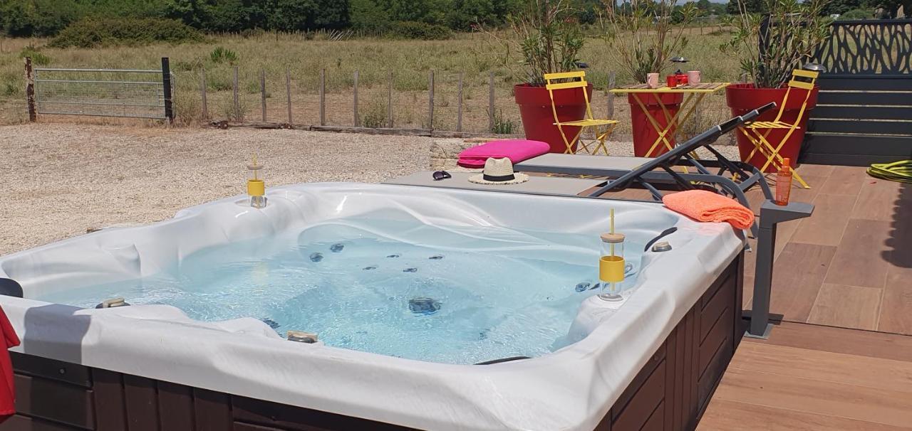 Les Bonbonnettes Bed & Breakfast Le Cailar Exterior foto