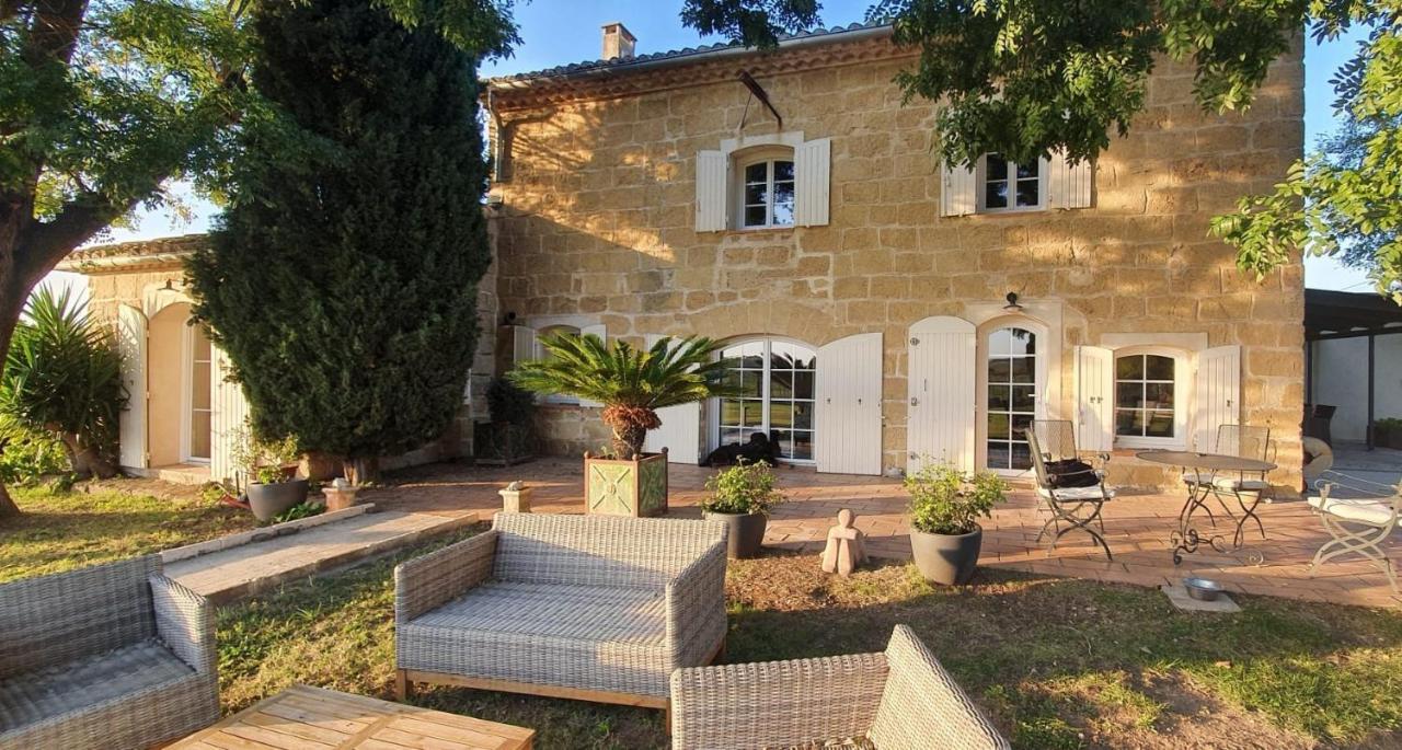 Les Bonbonnettes Bed & Breakfast Le Cailar Exterior foto